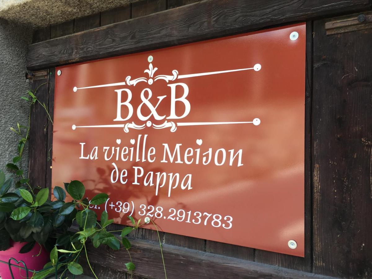 B&B La Vieille Meison De Pappa Aosta Exterior foto